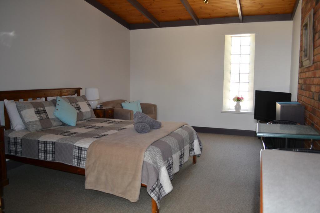 Colonial Bank Motel Omeo Habitación foto